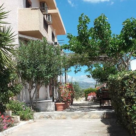 Villa Victoria Makry Gialos  Exterior photo