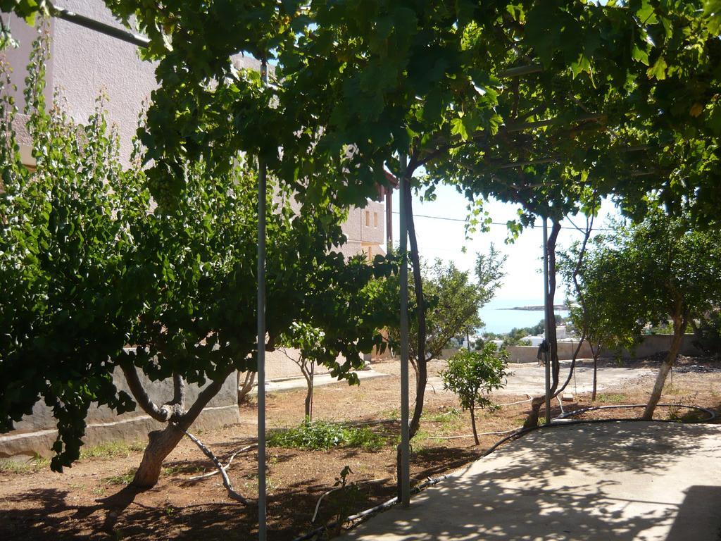 Villa Victoria Makry Gialos  Exterior photo